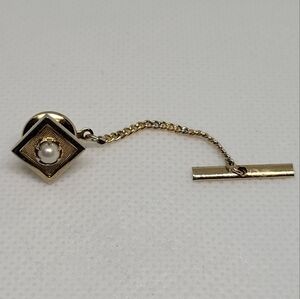 VINTAGE Men's Square Gold Tone Tie Pin Tack With Faux Pearl Detail
